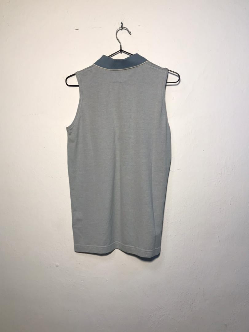 SPIRAL STORE light blue sleeveless polo shirt with collar and subtle trim detail